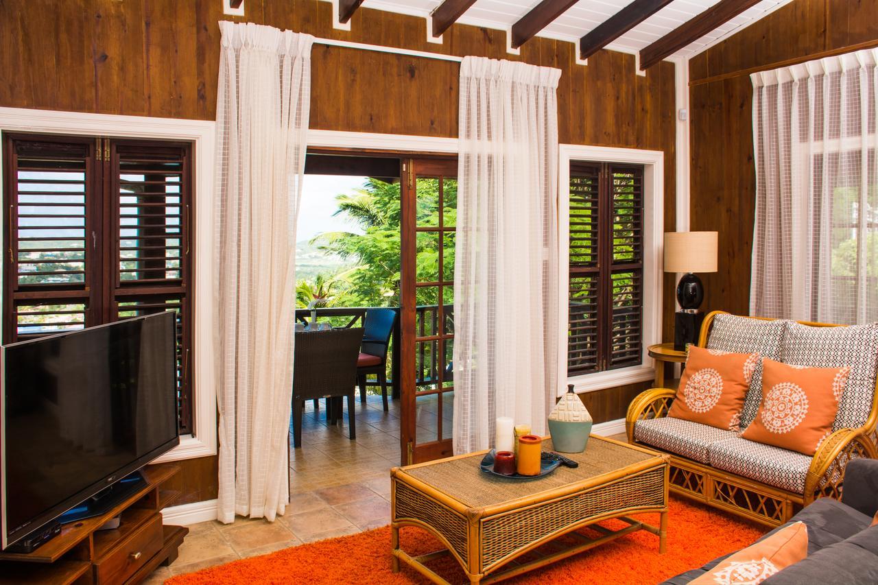 Heavenly Suites La Feuillet Екстер'єр фото